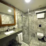 Hotel Ramada By Wyndham 5*