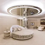 Hotel Ramada By Wyndham 5*