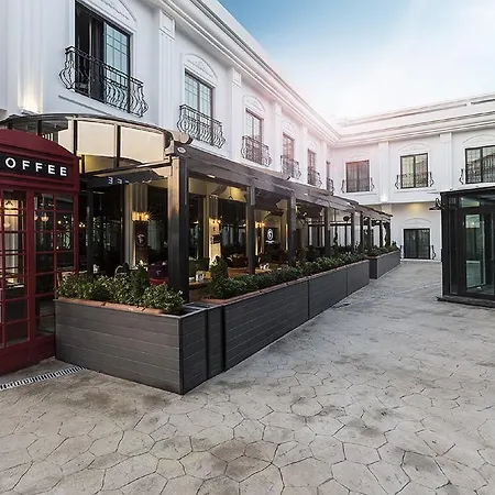 Otel Ramada By Wyndham 5*