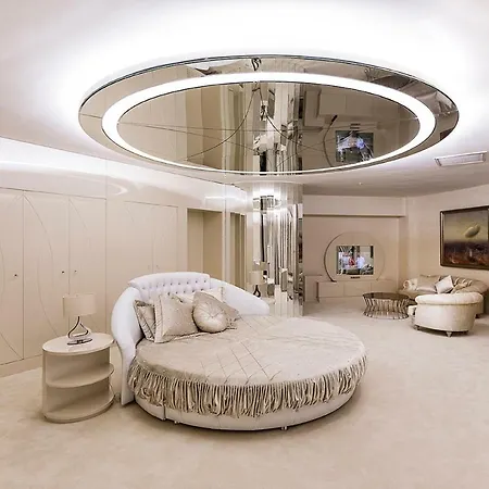 Hotel Ramada By Wyndham 5*