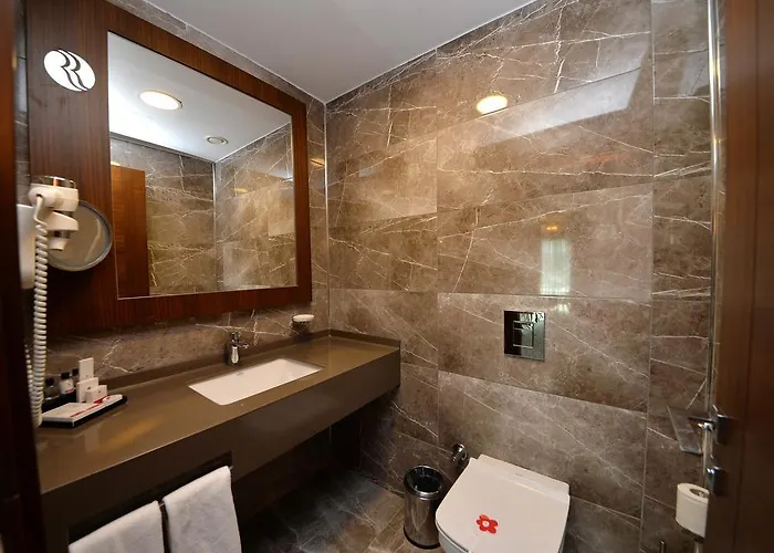 Ramada By Wyndham 5*